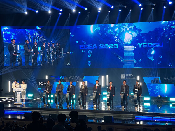 여수시가 지난 15일부터 3일간 여수엑스포컨벤션센터에서 개최한 ‘2023 한중일 이스포츠대회’를 성공적으로 마무리했다.